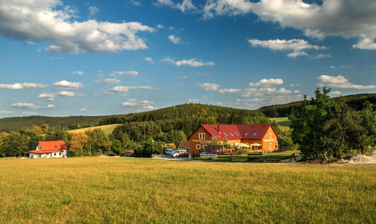 Penzion U Sevcu Holubov Exterior foto